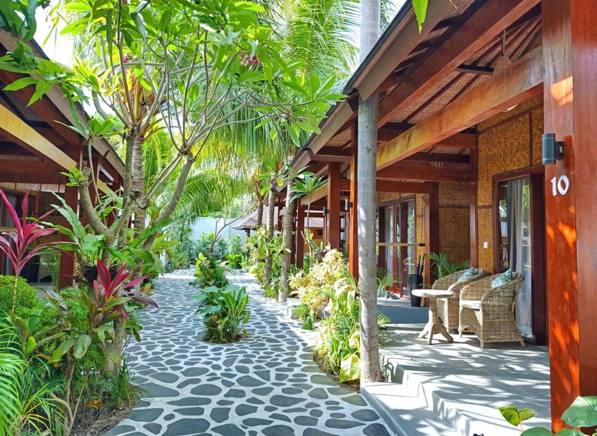 Scallywags Beach Club Gili Air Dış mekan fotoğraf